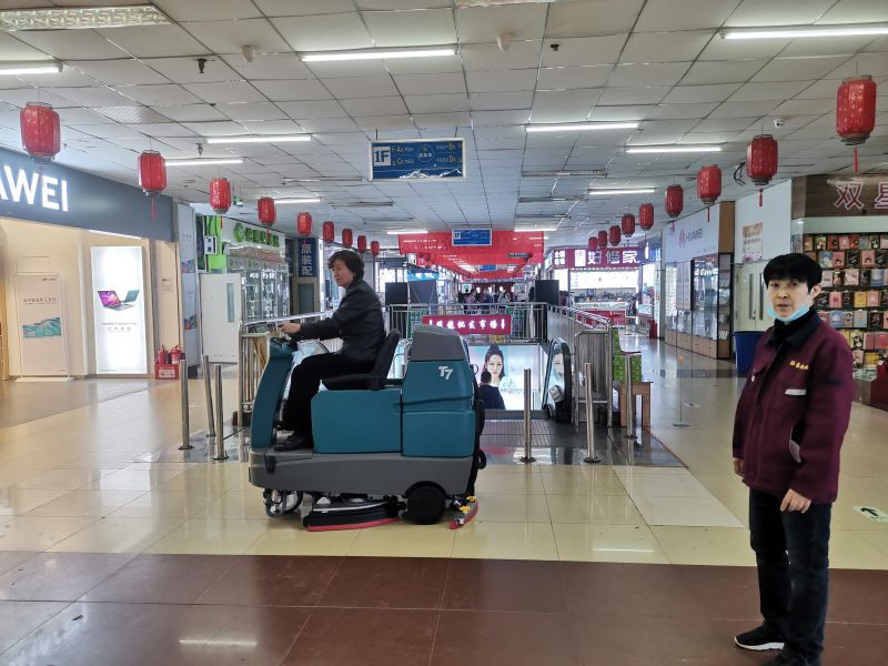 洗地機出現水流異常，別慌！