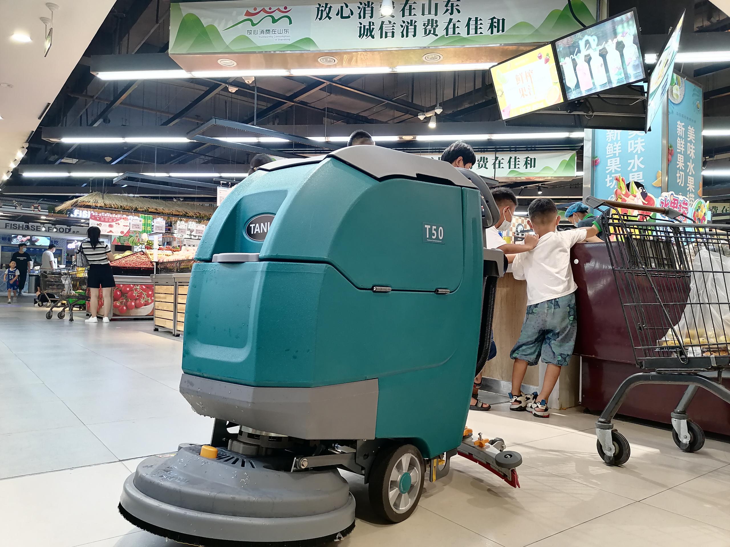 洗地機品質是我們的承諾，您的滿意是我們的追求