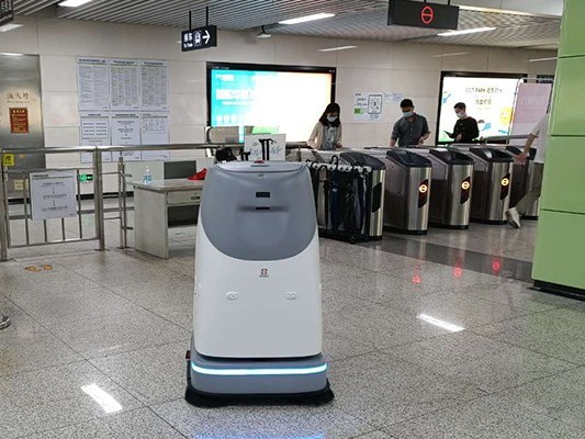 坦力工業(yè)智能清掃機器人：如何節(jié)省人工成本？